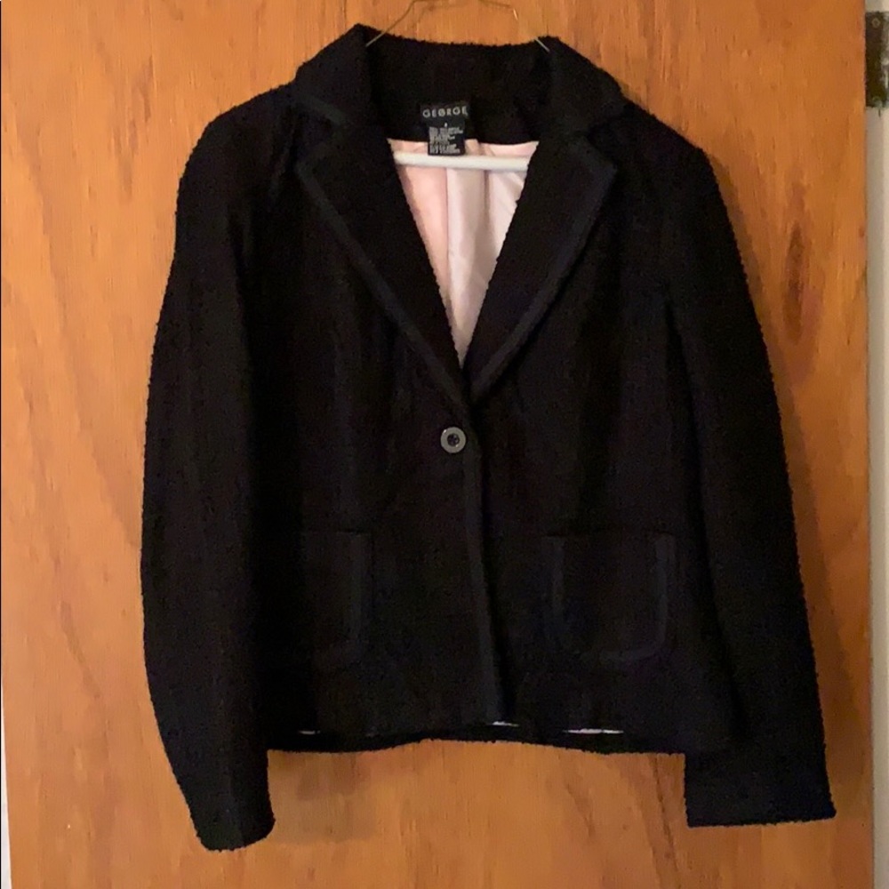 Black blazer with puckering